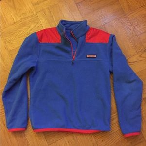 vineyard vines sweatshirt